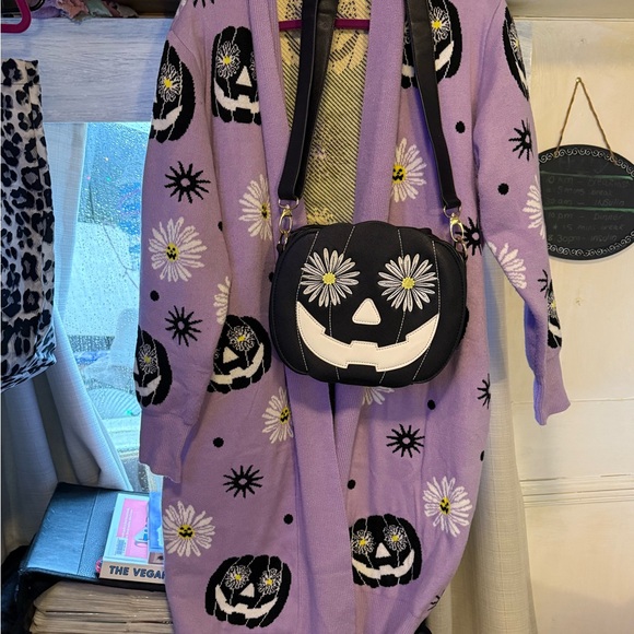 BACKSTITCH BRUJA Halloween Backstitch Bruja SPRING bag witchy goth SOLD OUT - Picture 11 of 11